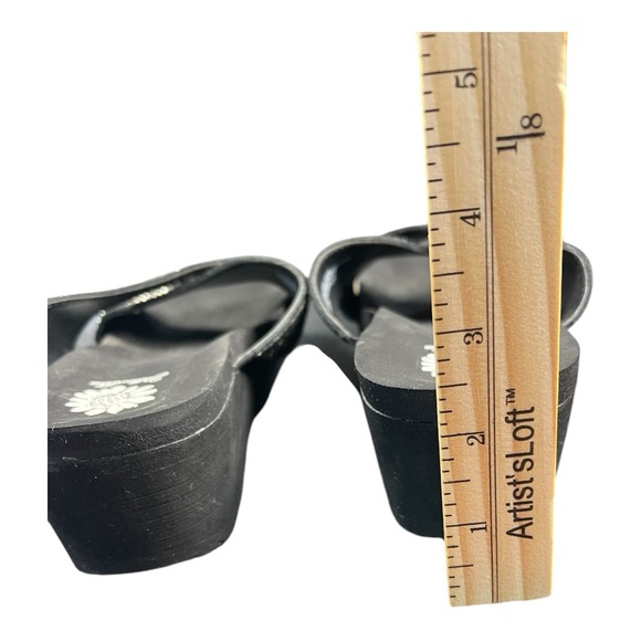 Yellow Box Black Sparkly Wedge Sandals - Size 10 - Picture 3 of 8